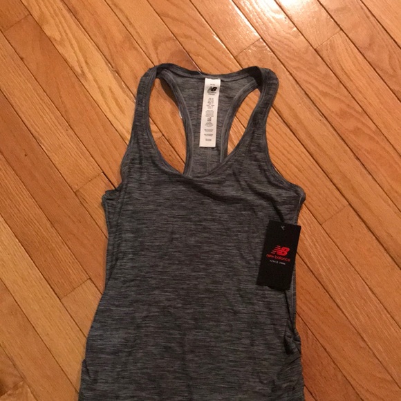 New balance air dry workout tank xs - Picture 3 of 7